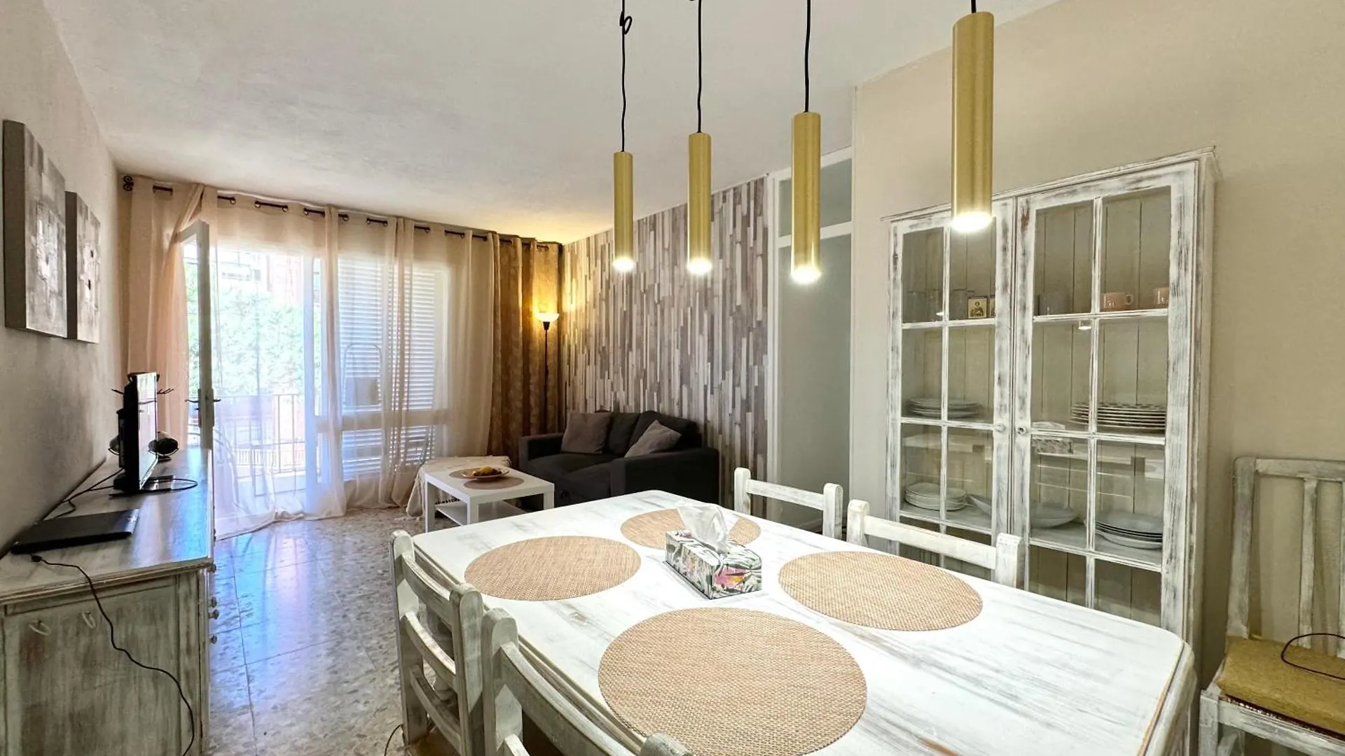 Fenals Appart Trimaran Lloret de Mar Apartment